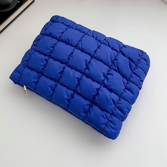 ❗️ONE ENTRY LEFT❗️GIVEAWAY ENTRY! CUSTOMER APPRECIATION LV Keepall 50! - Picture 8 of 12